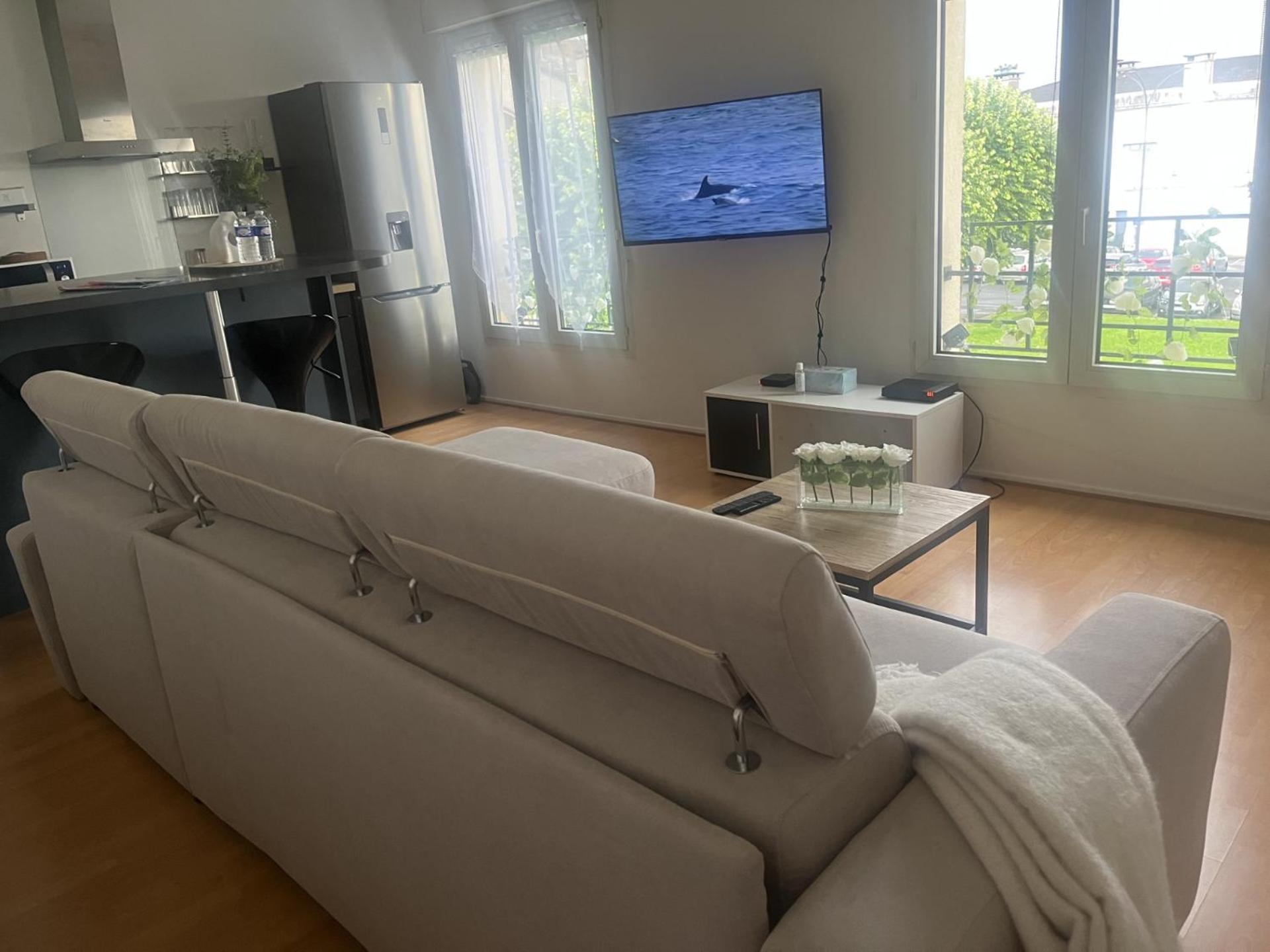 Wondersuite Appartement - Centre Ville Avec Parking Couvert -15Mn De Paris Et 10 Mn De Stade De France, Wifi, Netflix Deuil-la-Barre Екстер'єр фото